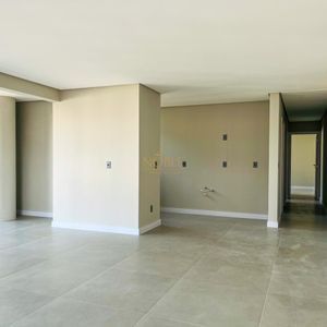 Apartamento com 109m², 2 dormitórios, 2 suítes, 1 vaga no Ibiza em Torres para Comprar