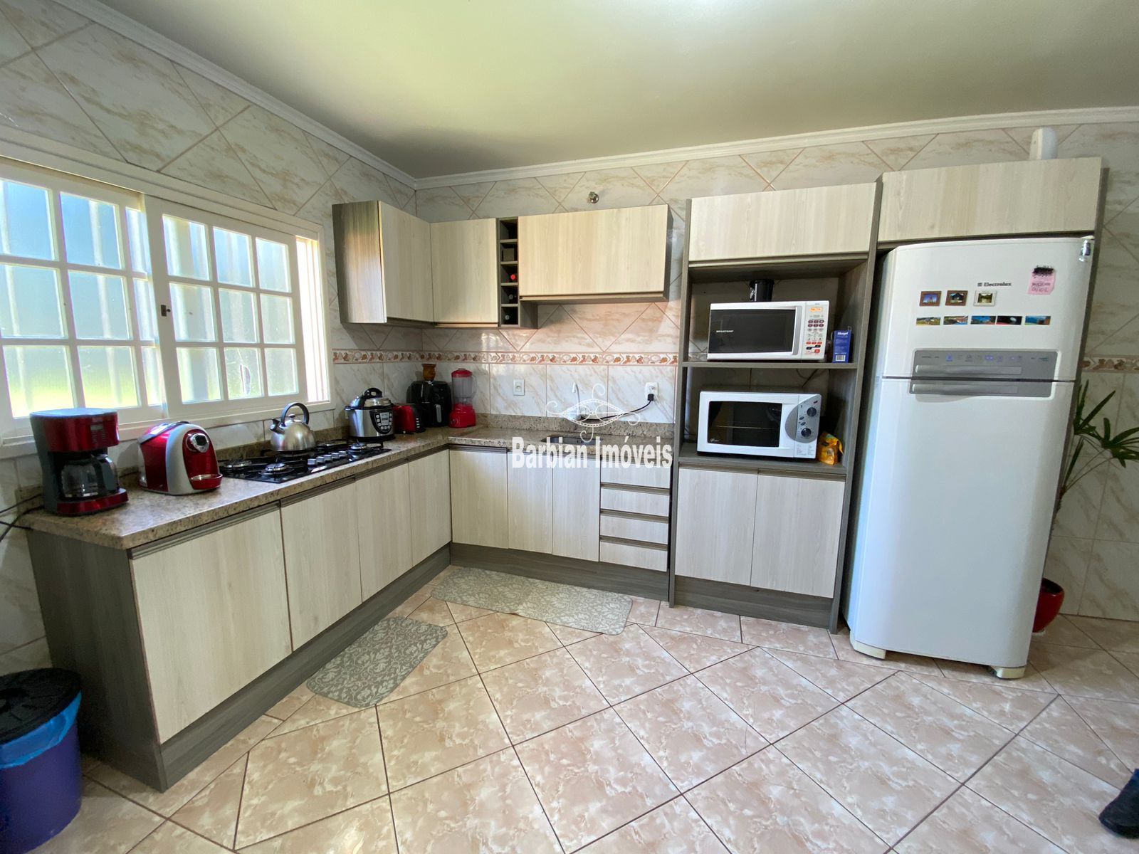 Casa à venda com 3 quartos, 108m² - Foto 9