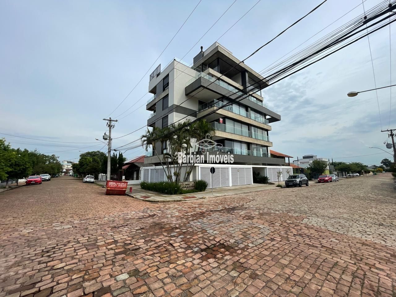 Apartamento à venda com 3 quartos, 109m² - Foto 2