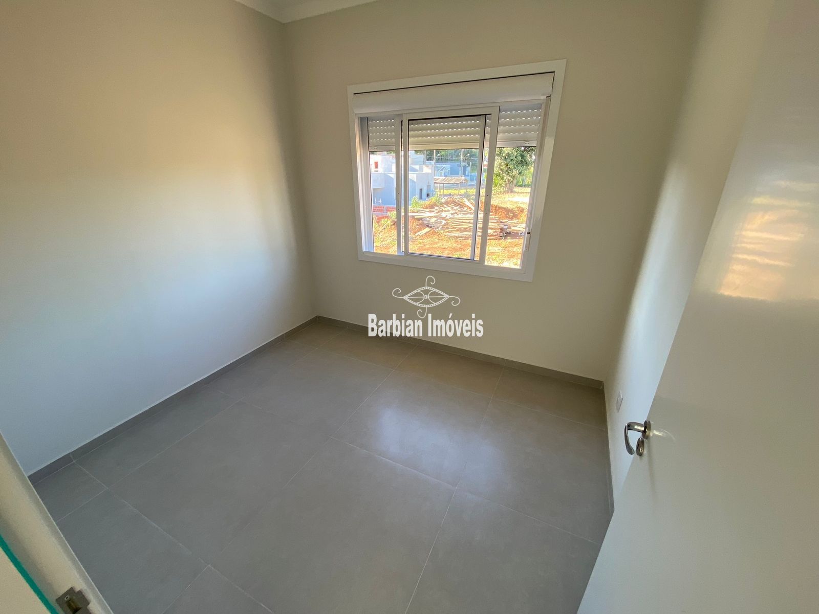 Casa à venda com 3 quartos, 121m² - Foto 10