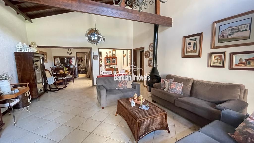 Casa, 4 quartos, 210 m² - Foto 2