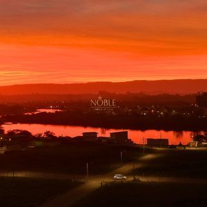 Apartamento com 150m², 3 dormitórios, 1 suíte, 1 vaga no Torre de La Cité em Torres para Comprar