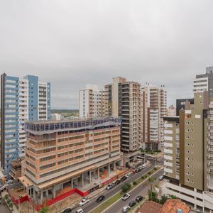 Apartamento com 115m², 3 dormitórios, 1 suíte, 1 vaga no Titanium em Torres para Comprar