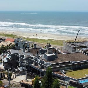 Apartamento com 291m², 4 dormitórios, 4 suítes, 4 vagas no Solos em Torres para Comprar