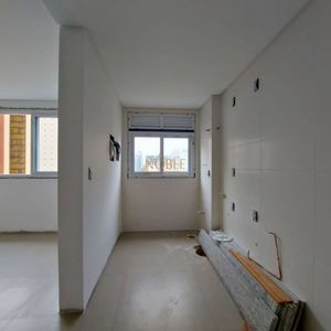 Apartamento com 84m², 1 dormitório, 1 suíte, 1 vaga no Punta Del Sole em Torres para Comprar