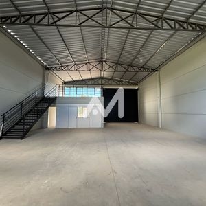Pavilhão com 309m² e 1 dormitório no bairro Floresta em Lajeado para Alugar
