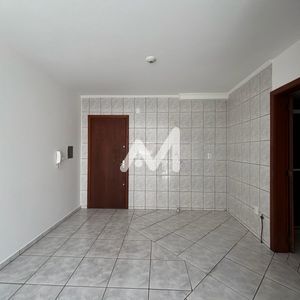 Apartamento com 60m² e 1 dormitório no bairro Centro em Lajeado para Alugar