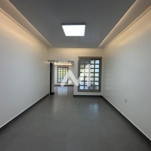 Casa Comercial com 150m² e 3 dormitórios no bairro São Cristóvão em Lajeado para Alugar