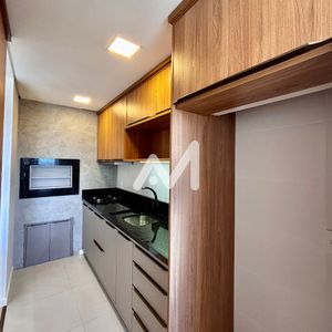 Apartamento com 95m² e 3 dormitórios no bairro Universitário em Lajeado para Alugar