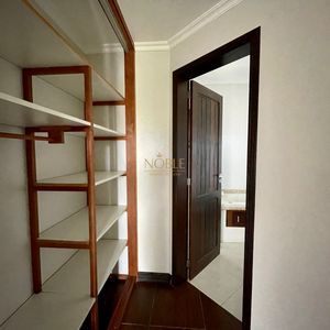 Casa com 180m², 4 dormitórios, 4 suítes, 2 vagas no bairro Praia da Cal em Torres para Comprar