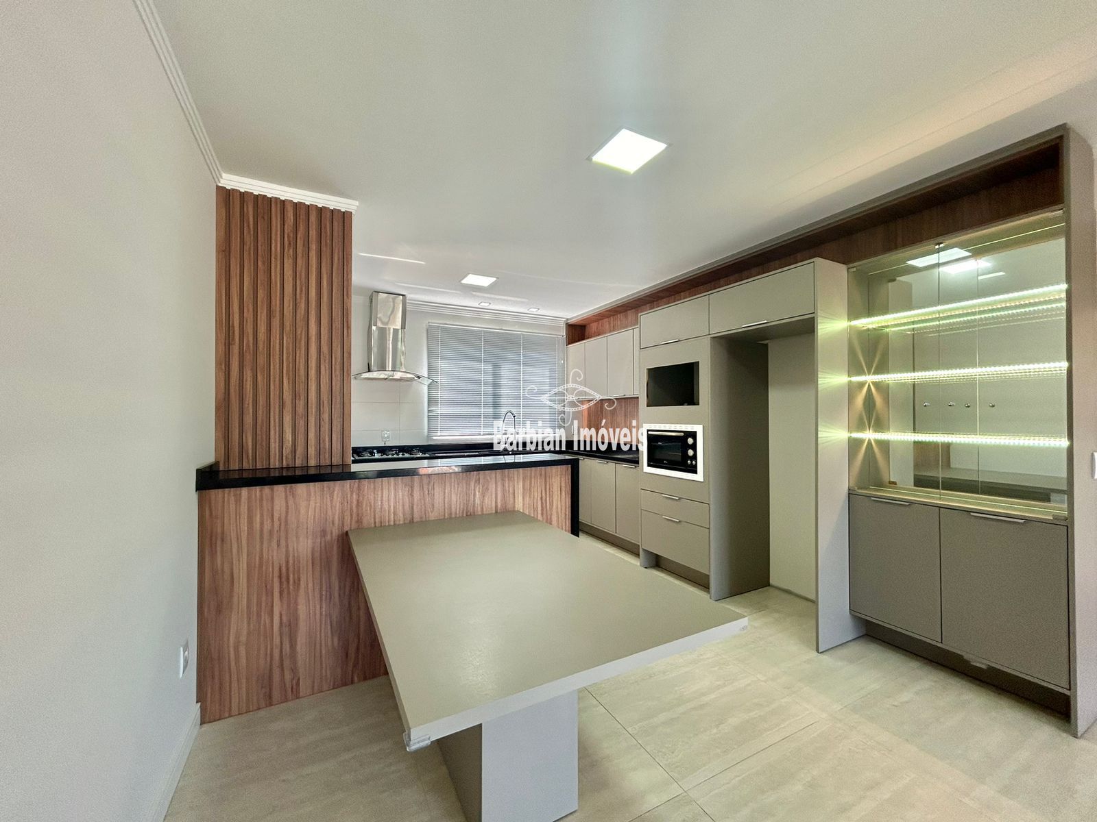 Apartamento, 3 quartos, 132 m² - Foto 4