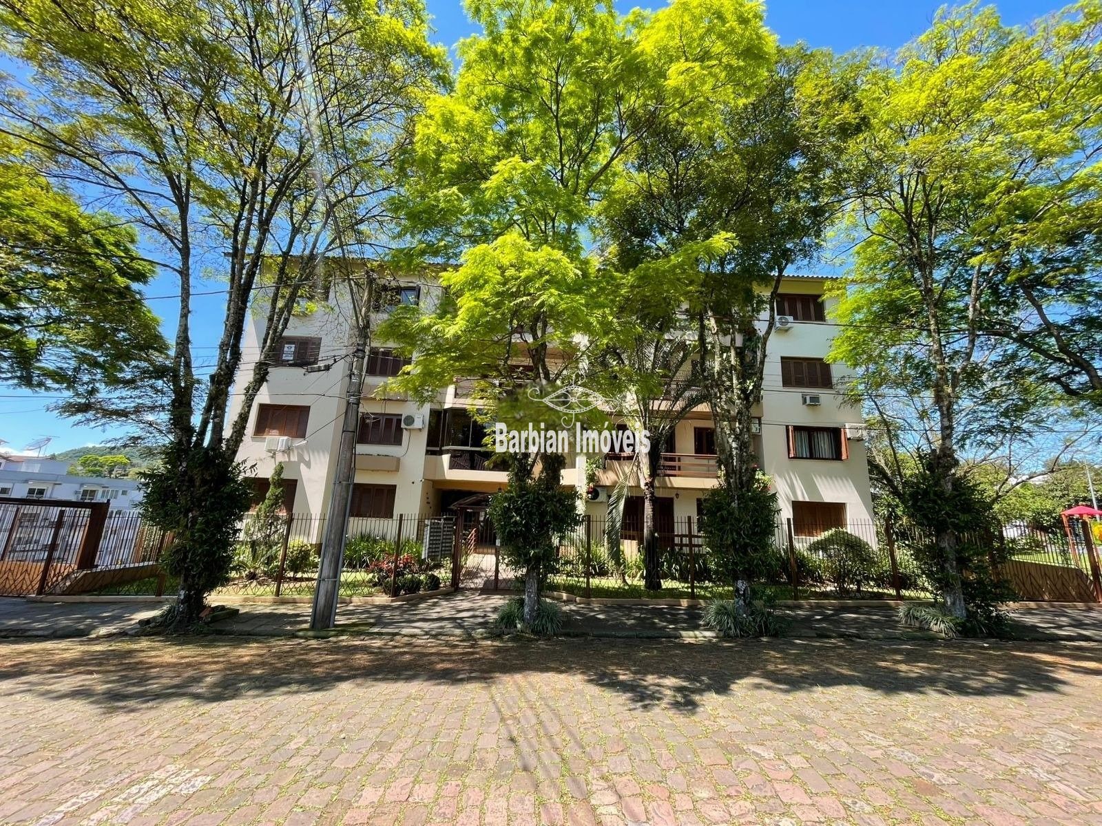 Apartamento à venda  no Centro - Santa Cruz do Sul, RS. Imóveis