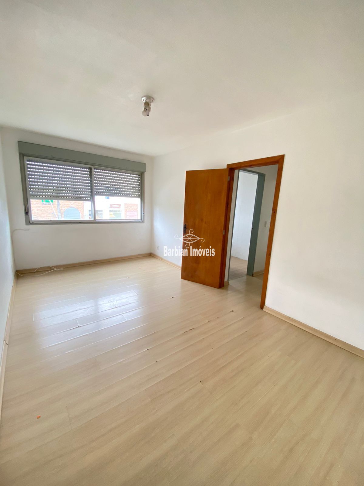 Apartamento à venda com 1 quarto, 45m² - Foto 2