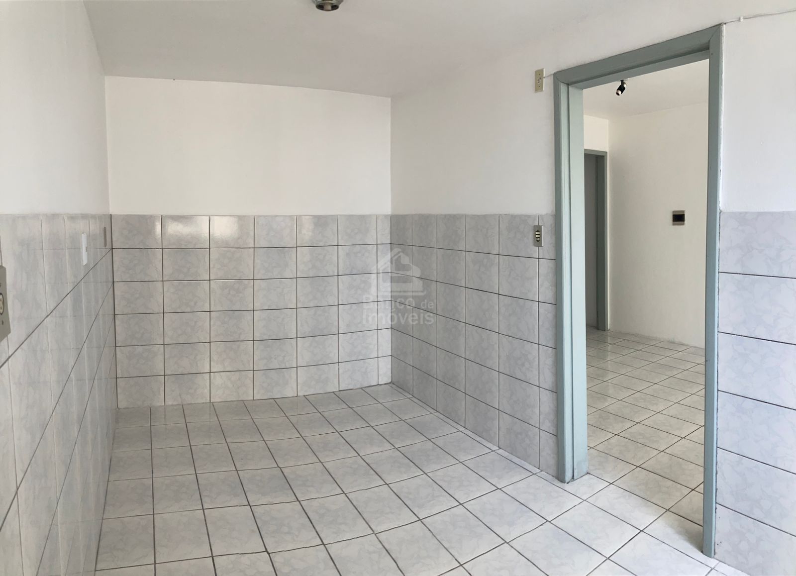 Apartamento para alugar com 2 quartos, 72m² - Foto 4