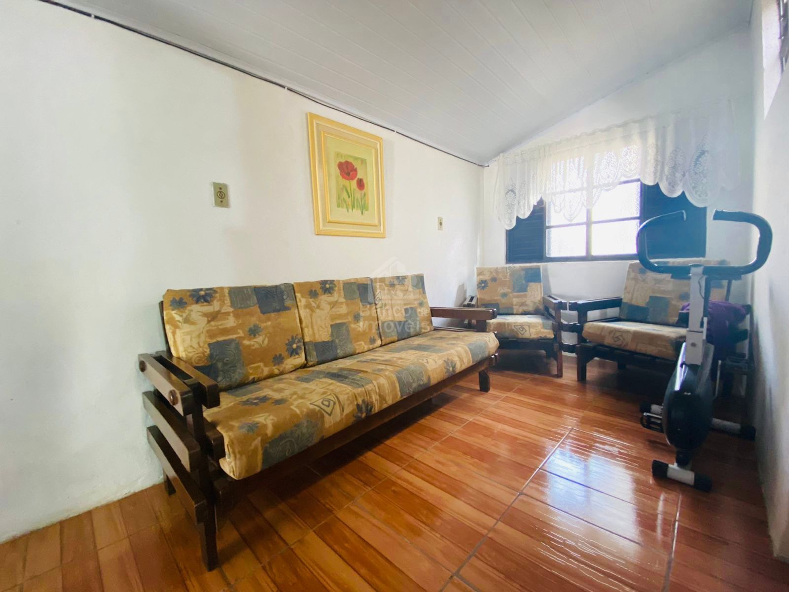 Casa à venda com 3 quartos, 90m² - Foto 12