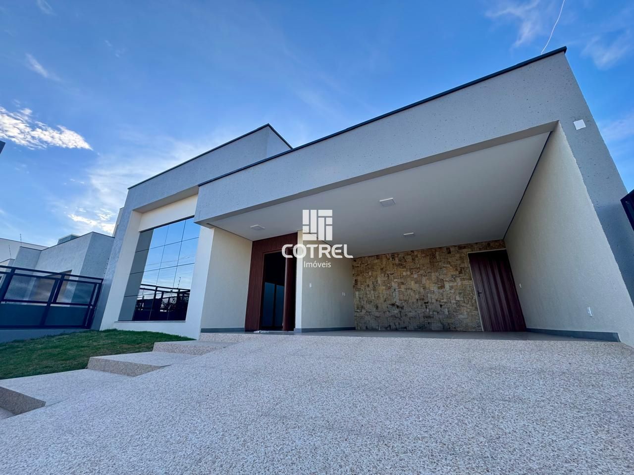 CASA DE ALTO PADRÃO NO BAIRRO SÃO JOSÉ  SANTA MARIA – RS