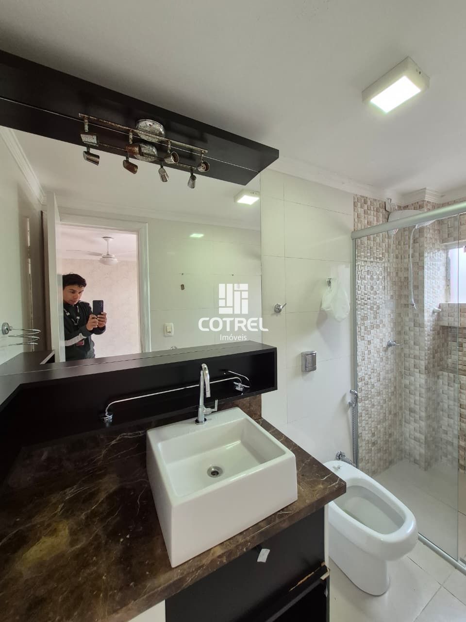 Apartamento para Locação 3 dormitórios sendo 1 suíte bairro Nossa Sra de Fátima