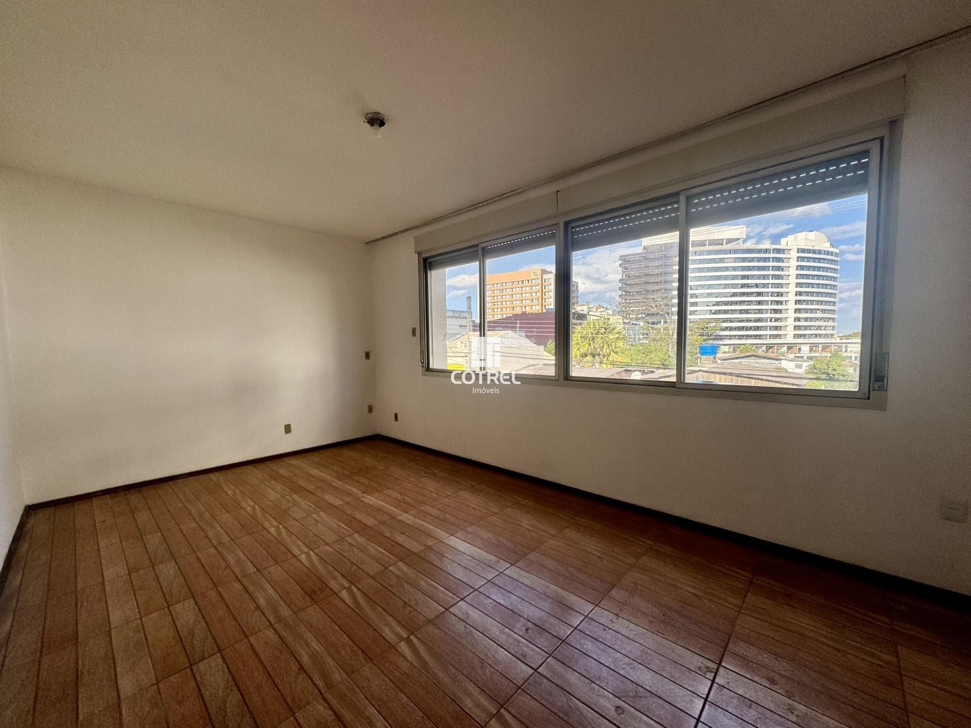 Apartamento 3 dormitórios com terraço, no centro de Santa Maria