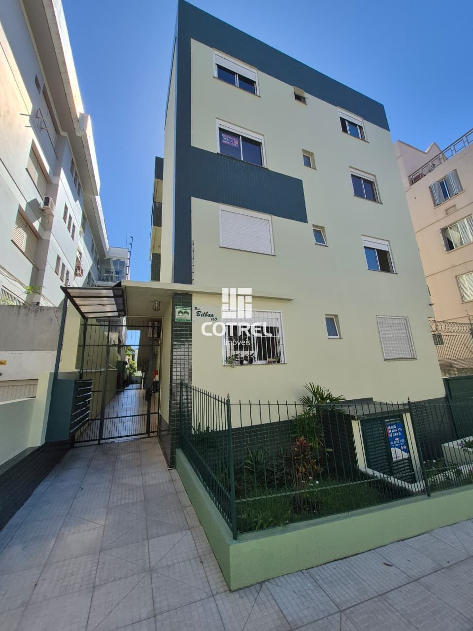 Apartamento à Venda e Locação 1 dormitório no Bairro Centro em Santa Maria RS