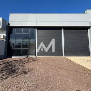 Pavilhão com 300m² e 1 dormitório no bairro Floresta em Lajeado para Alugar
