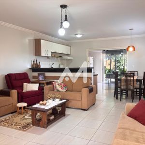 Sobrado com 107m² e 3 dormitórios no bairro Universitário em Lajeado para Comprar