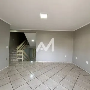 Sobrado com 150m² e 3 dormitórios no bairro Moinhos em Lajeado para Alugar