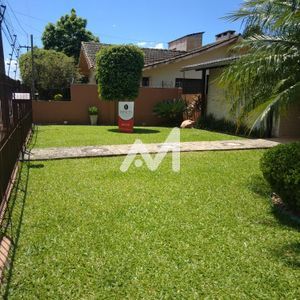Casa com 321m² e 3 dormitórios no bairro Florestal em Lajeado para Comprar