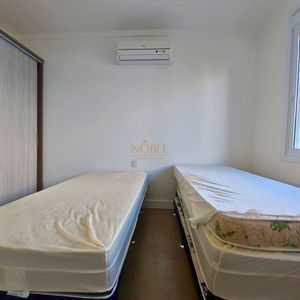 Casa com 210m², 3 dormitórios, 3 suítes, 2 vagas no Ocean Side em Torres para Comprar