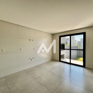 Sobrado com 119m² e 2 dormitórios no bairro Universitário em Lajeado para Comprar