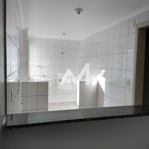Apartamento com 65m² e 2 dormitórios no bairro Centro em Lajeado para Alugar