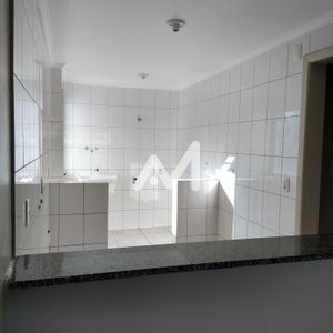 Apartamento com 65m² e 2 dormitórios no bairro Centro em Lajeado para Alugar