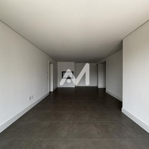 Apartamento com 152m² e 3 dormitórios no bairro Centro em Lajeado para Comprar