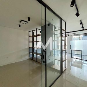 Sala Comercial com 60m² no bairro Centro em Lajeado para Comprar ou Alugar