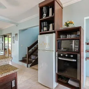 Casa, 4 dormitórios, 1 suíte, 2 vagas no bairro Itapeva Norte em Torres para Comprar