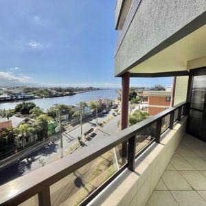 Apartamento com 167m², 3 dormitórios, 1 suíte, 1 vaga no Casa Blanca em Torres para Comprar