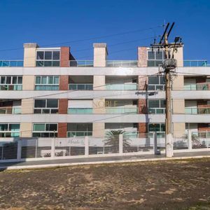 Cobertura com 226m², 3 dormitórios, 1 suíte, 2 vagas no Morada da Cal em Torres para Comprar