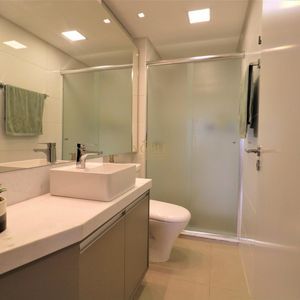 Apartamento com 109m², 3 dormitórios, 1 suíte, 2 vagas no San Pietro em Torres para Comprar