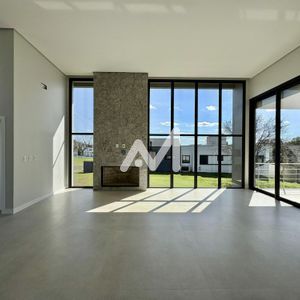 Casa de Condomínio com 238m² e 3 dormitórios no bairro Jardim Botânico em Lajeado para Comprar