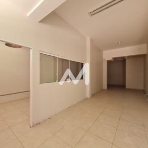 Loja com 91m² no bairro Centro em Lajeado para Comprar