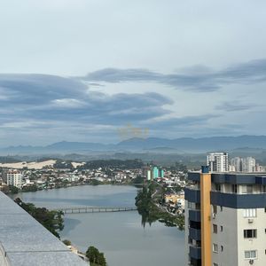 Apartamento com 166m², 2 dormitórios, 2 suítes, 2 vagas no La Vistara em Torres para Comprar