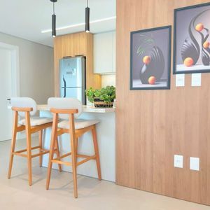 Apartamento com 118m², 3 dormitórios, 3 suítes, 2 vagas no Freedom em Torres para Comprar