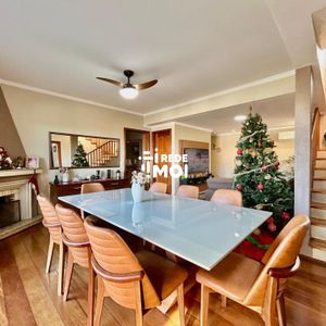 Sala com lareira