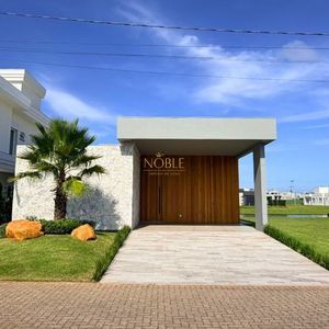 Casa de Condomínio com 222m², 4 dormitórios, 4 suítes, 2 vagas no Reserva das Águas em Torres para Comprar