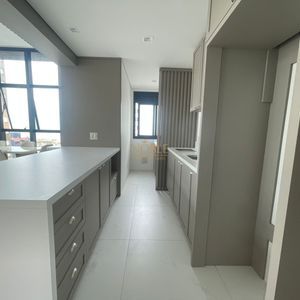 Apartamento com 88m², 2 dormitórios, 1 suíte, 2 vagas no LONDON em Torres para Comprar