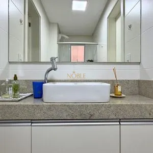 Apartamento com 124m², 3 dormitórios, 3 suítes, 2 vagas no Lê Classic em Torres para Comprar