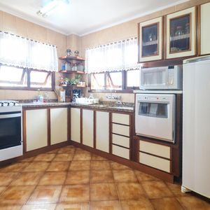 Apartamento com 123m², 3 dormitórios, 1 suíte, 1 vaga no Antares em Torres para Comprar