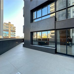 Apartamento com 167m², 2 dormitórios, 1 suíte, 1 vaga no Vesta em Torres para Comprar