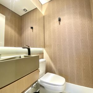 Apartamento com 136m², 3 dormitórios, 3 suítes, 2 vagas no Dall'acqua em Torres para Comprar