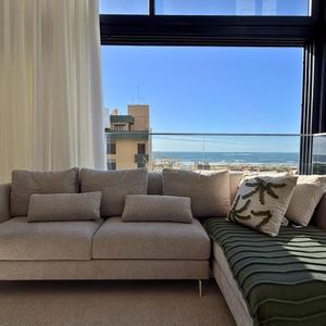 Apartamento com 142m², 3 dormitórios, 3 suítes, 2 vagas no Voga em Torres para Comprar
