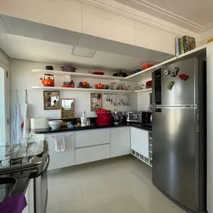 Cobertura com 262m², 3 dormitórios, 2 suítes, 2 vagas no Pérola da Praia em Torres para Comprar